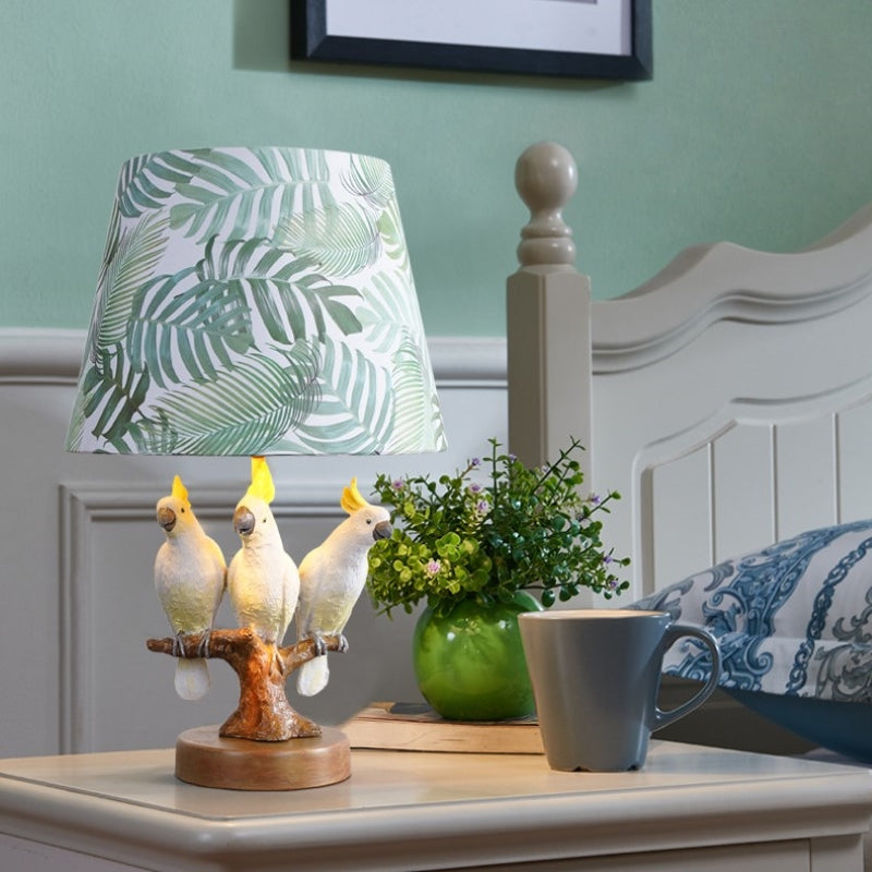 Creative Parrot Table Lamp