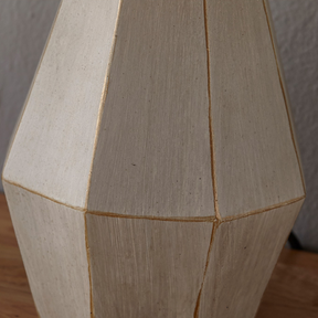European Style Minimalist Resin Table Lamp
