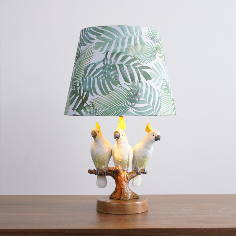 Creative Parrot Table Lamp