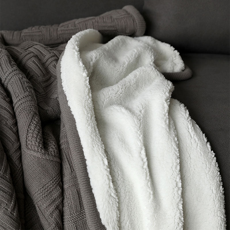 Taiyo Coral Fleece Throw