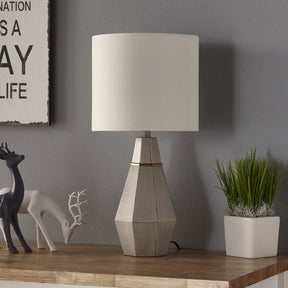 European Style Minimalist Resin Table Lamp