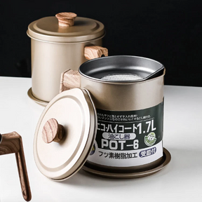 Japanese Kanji Reusable Oil Filter/Container