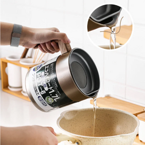 Japanese Kanji Reusable Oil Filter/Container