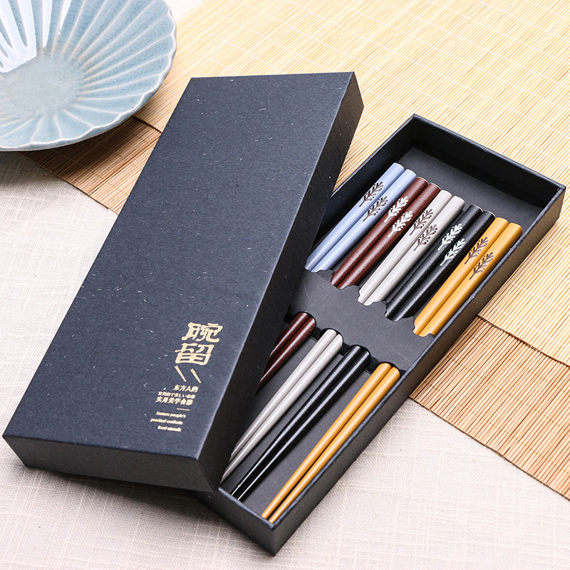 Toshiko Japanese Style Chopsticks Set