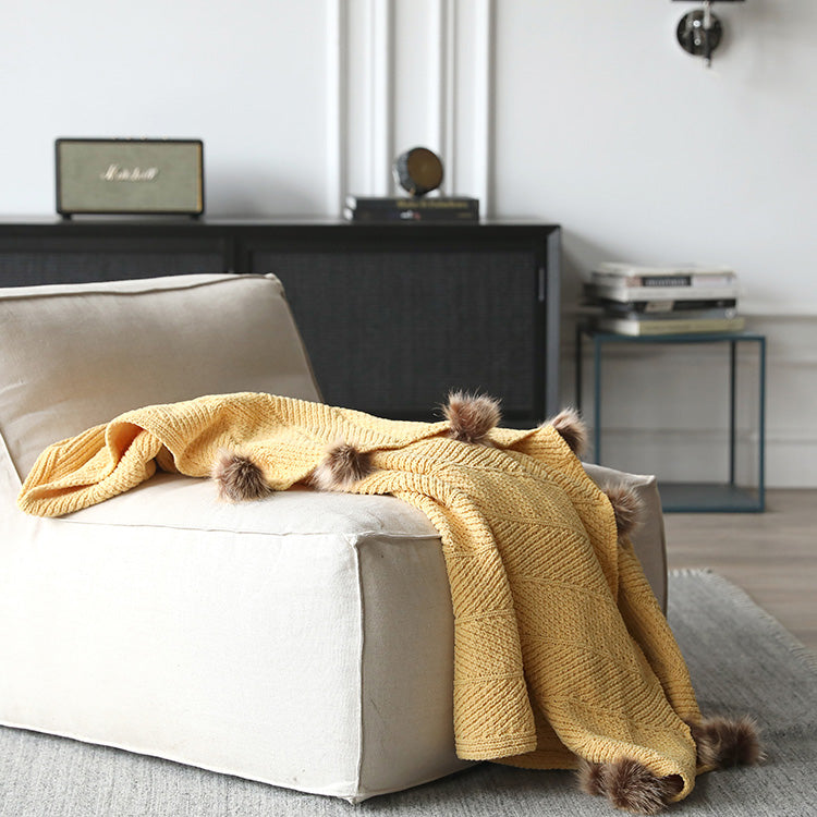 Mikazuki Crochet Throw