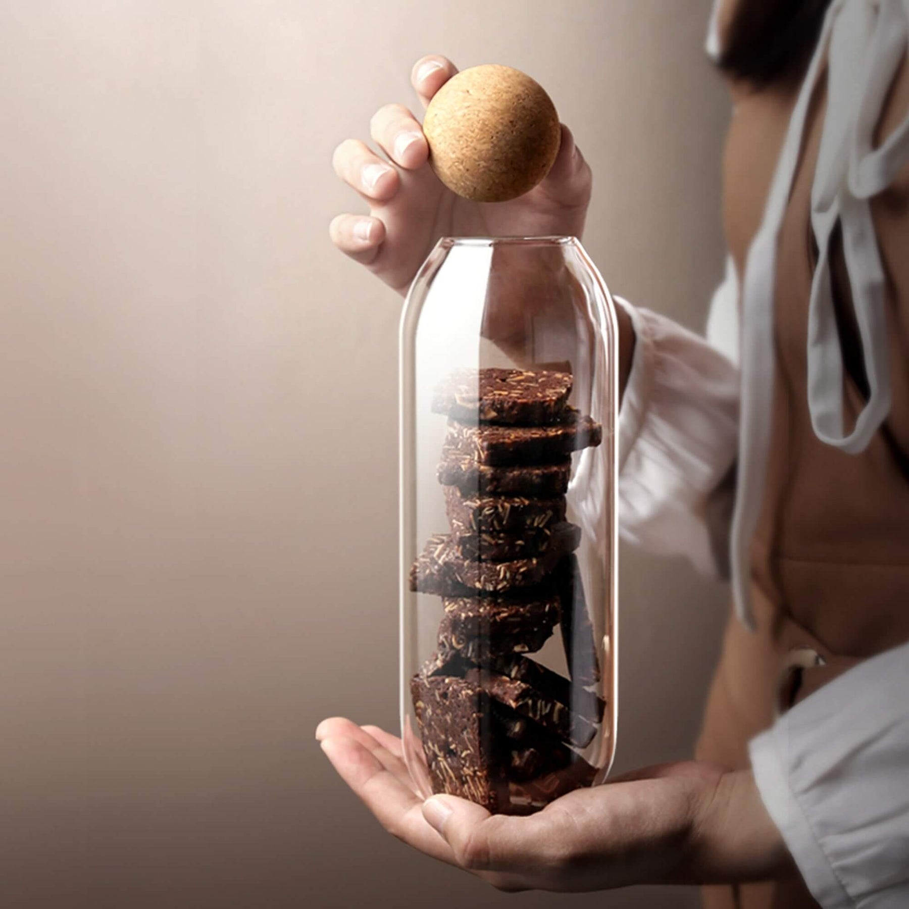 Japanese Elegant Kitchen Storage Jar With Nob Lid