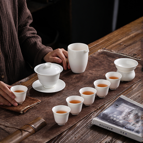 Paru White Ceramic Kungfu Tea Set