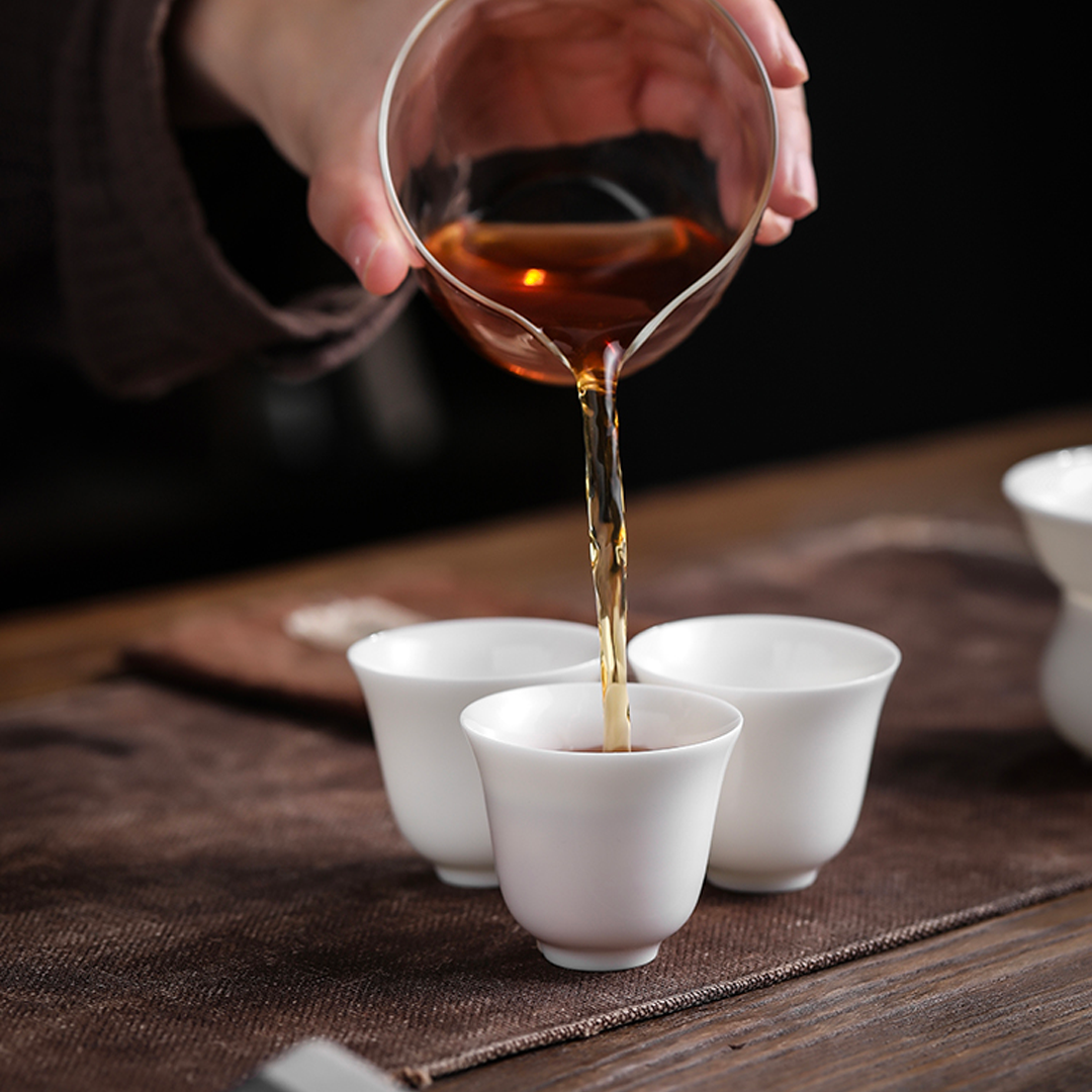 Paru White Ceramic Kungfu Tea Set