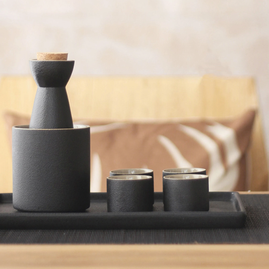 Japanese Anka Sake Set